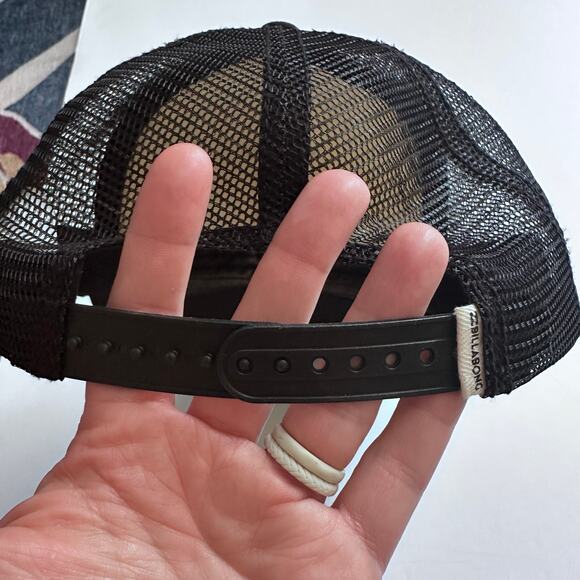 Billabong Hawaii pineapple trucker hat - Picture 6 of 8